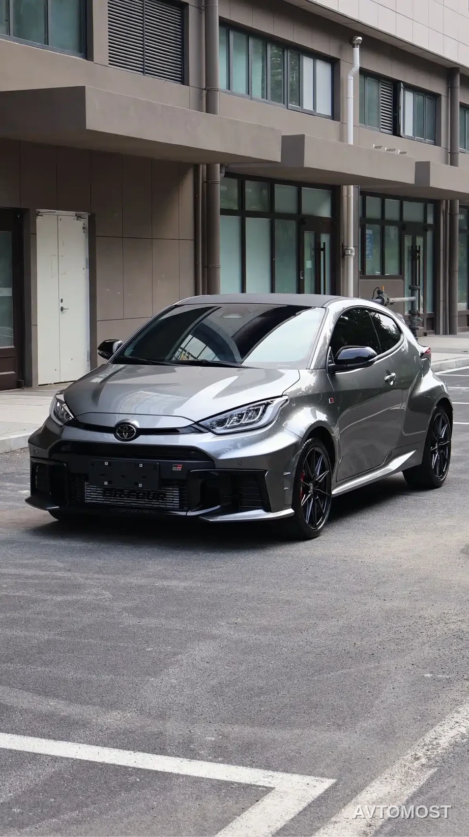 Toyota GR YARIS 2024 GR Evolution Edition — фото 2