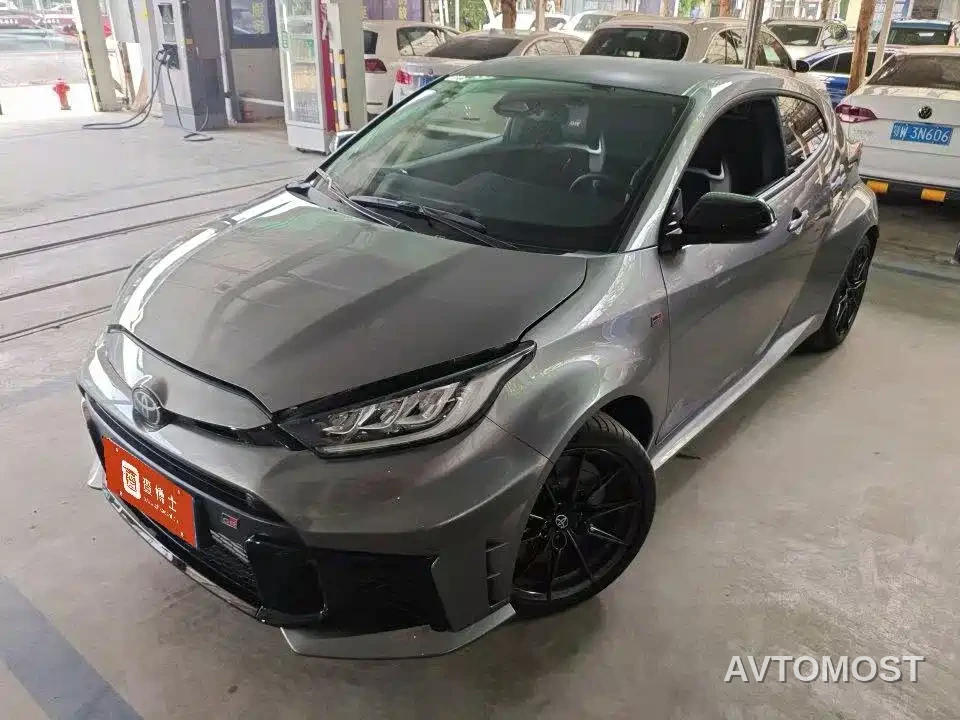 Toyota GR YARIS 2024 GR Evolution Edition — фото 11