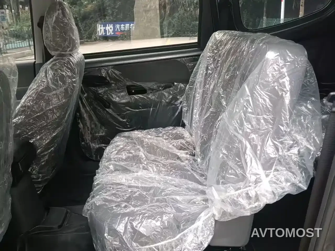 Wuling Hongguang New Energy 2024 Model Pure Electric 300KM Utility Version — фото 6