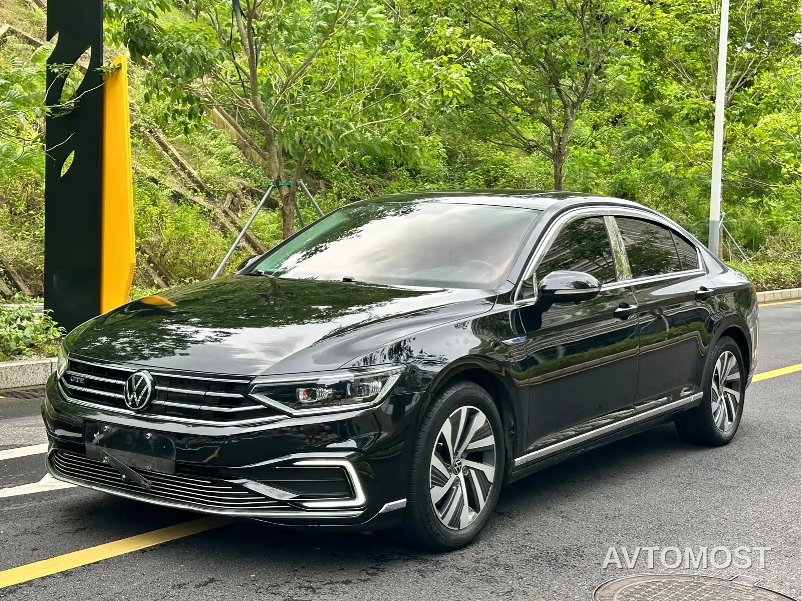 Volkswagen Magotan GTE Plug-in Hybrid 2020 GTE Luxury — фото 1