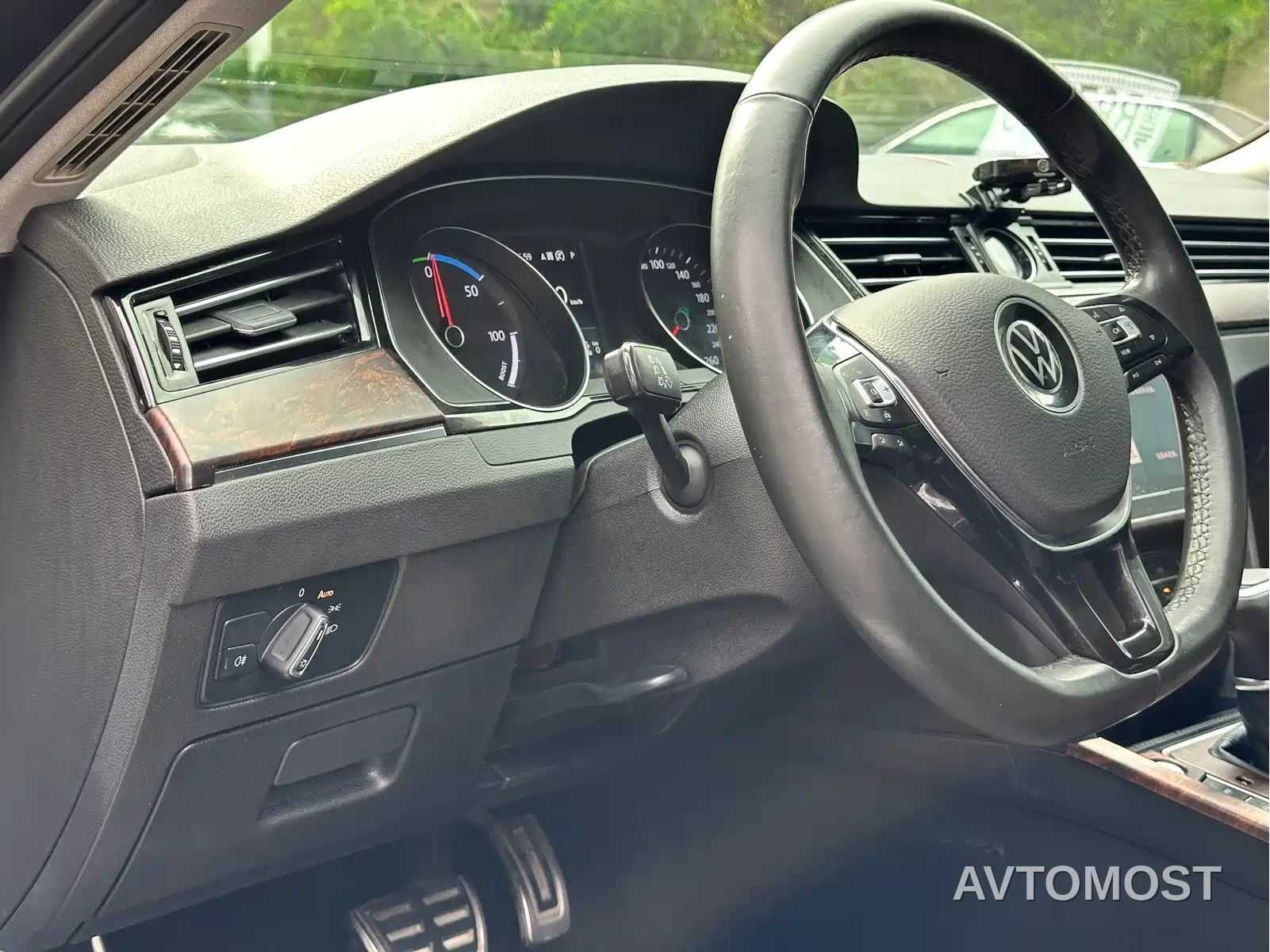 Volkswagen Magotan GTE Plug-in Hybrid 2020 GTE Luxury — фото 18