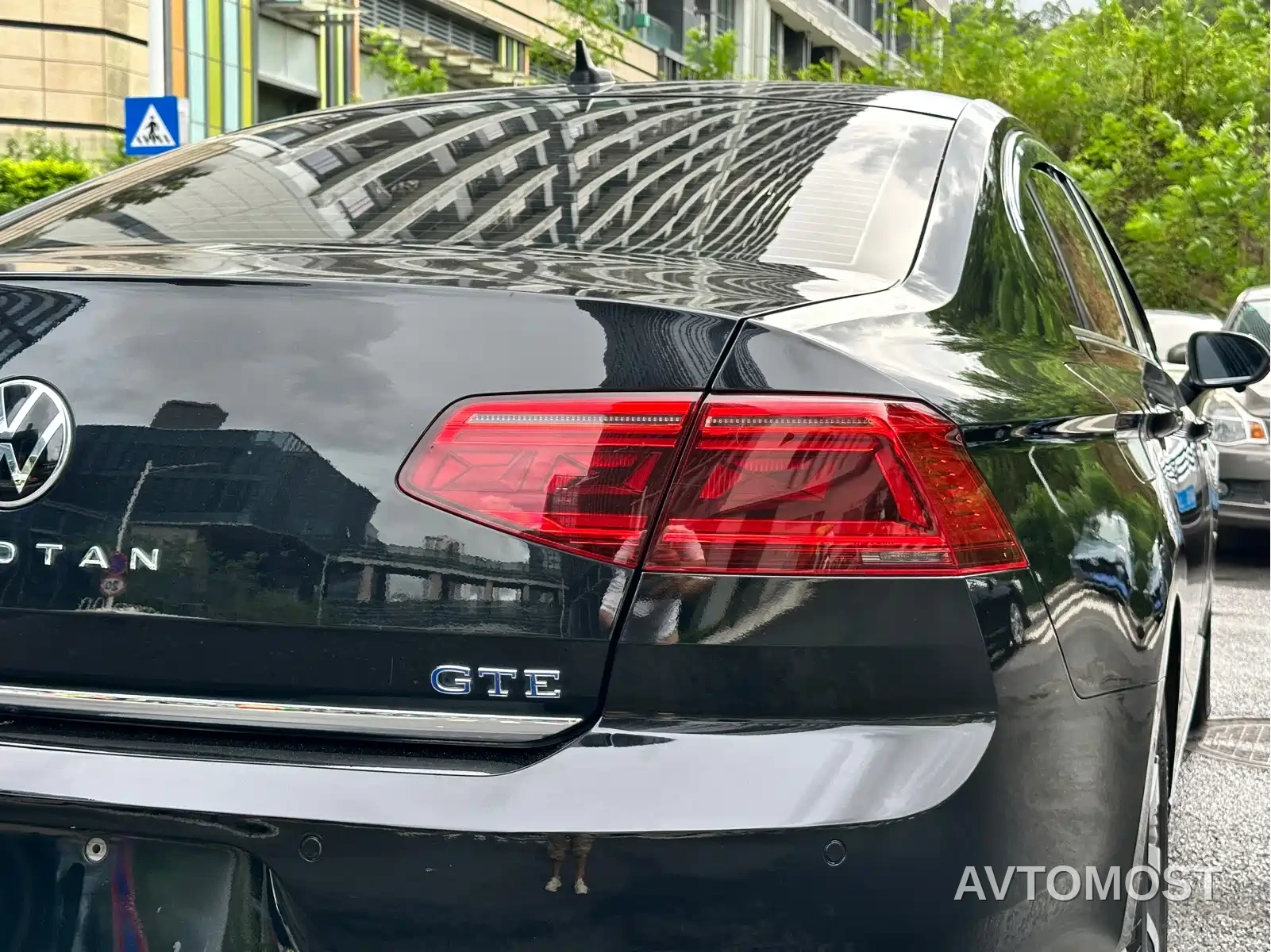 Volkswagen Magotan GTE Plug-in Hybrid 2020 GTE Luxury — фото 21