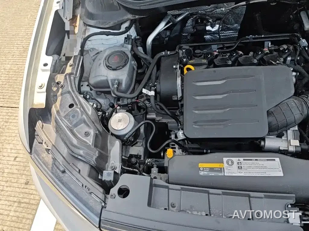 Volkswagen Tharu 2025 Model Rising Star 1.5L Advance Edition — фото 21