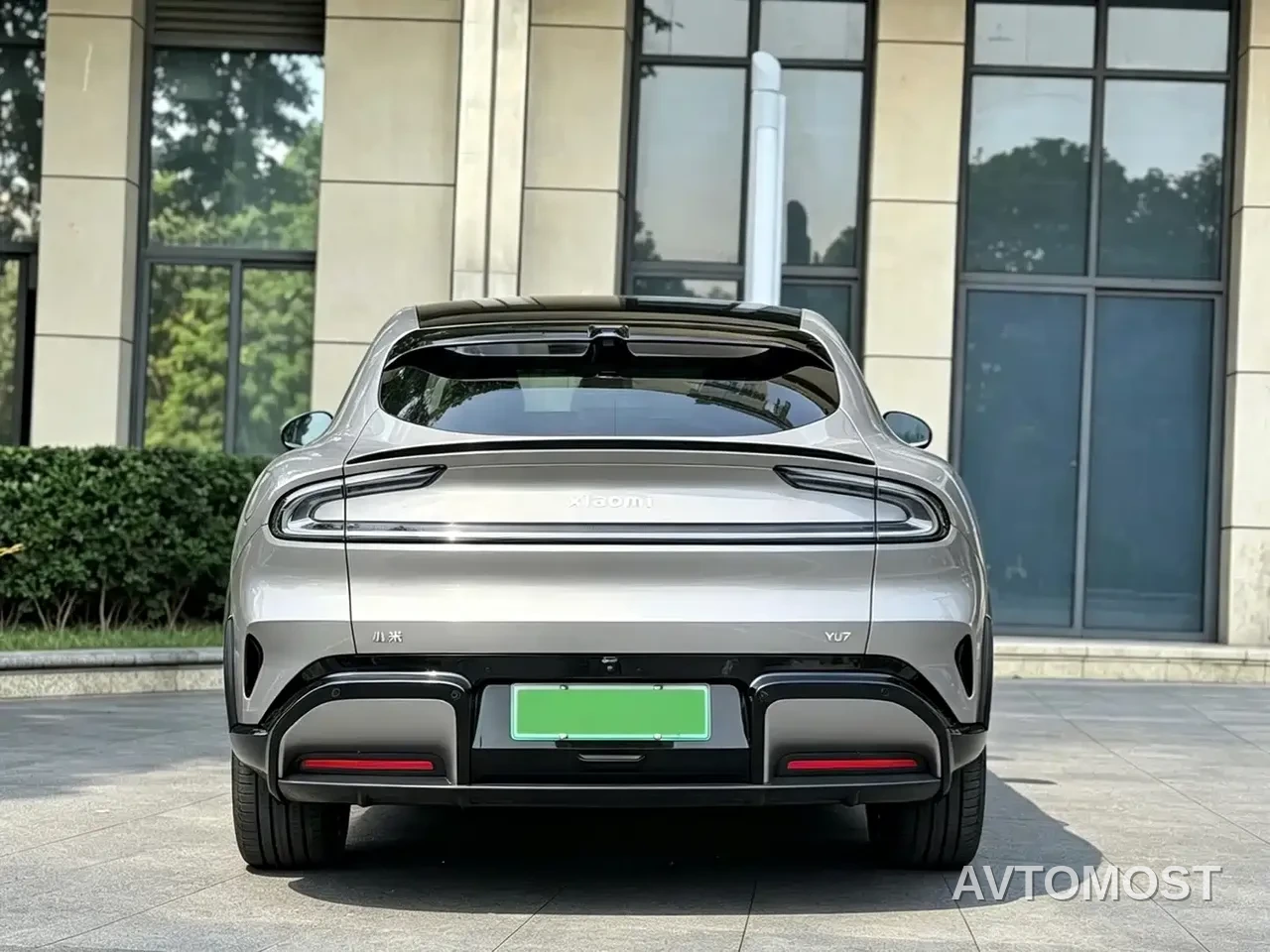 Xiaomi YU7 2025 Extended Range RWD Edition — фото 4
