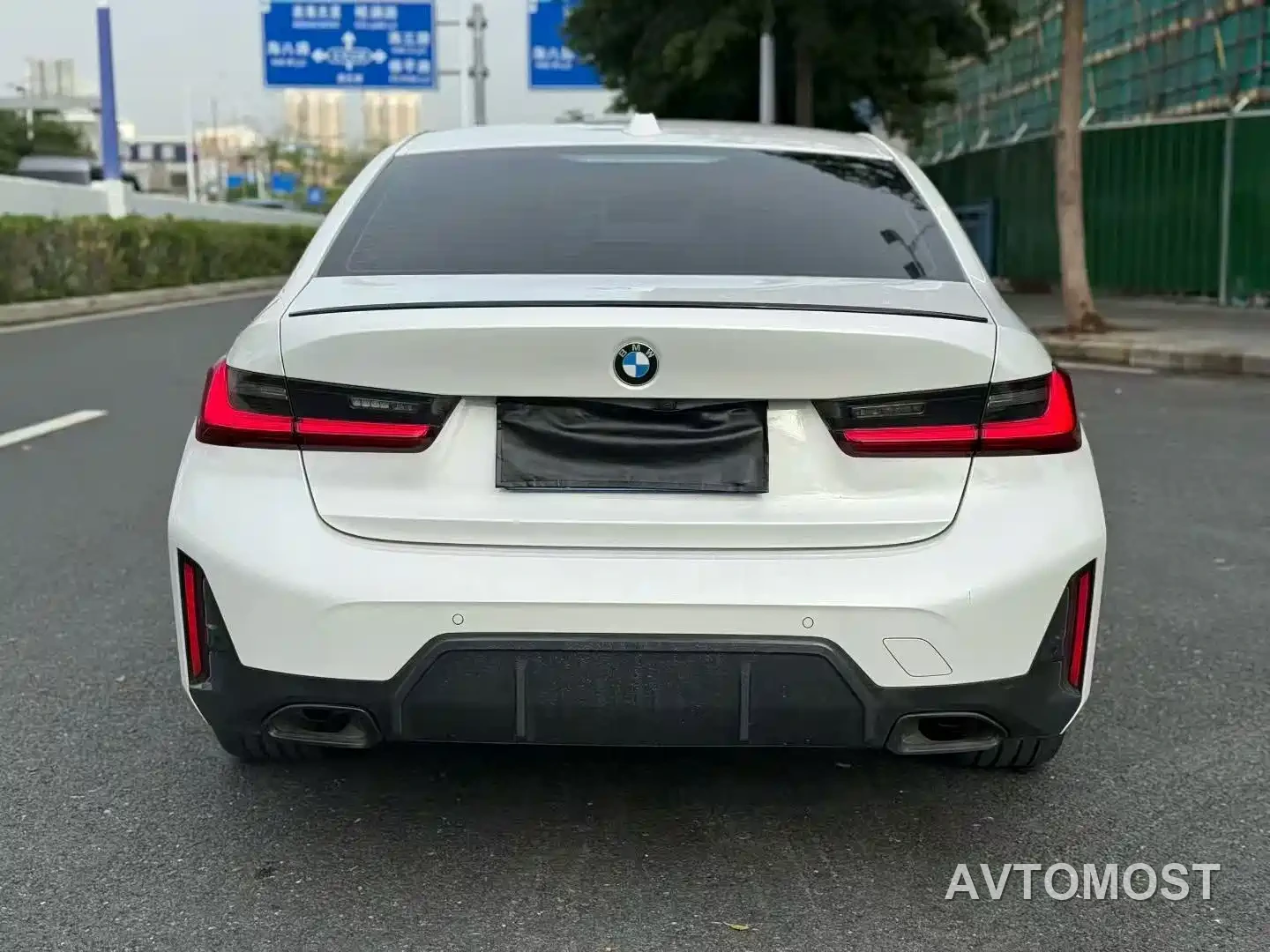 BMW 3 Series 2024 325Li M Sport Package — фото 5