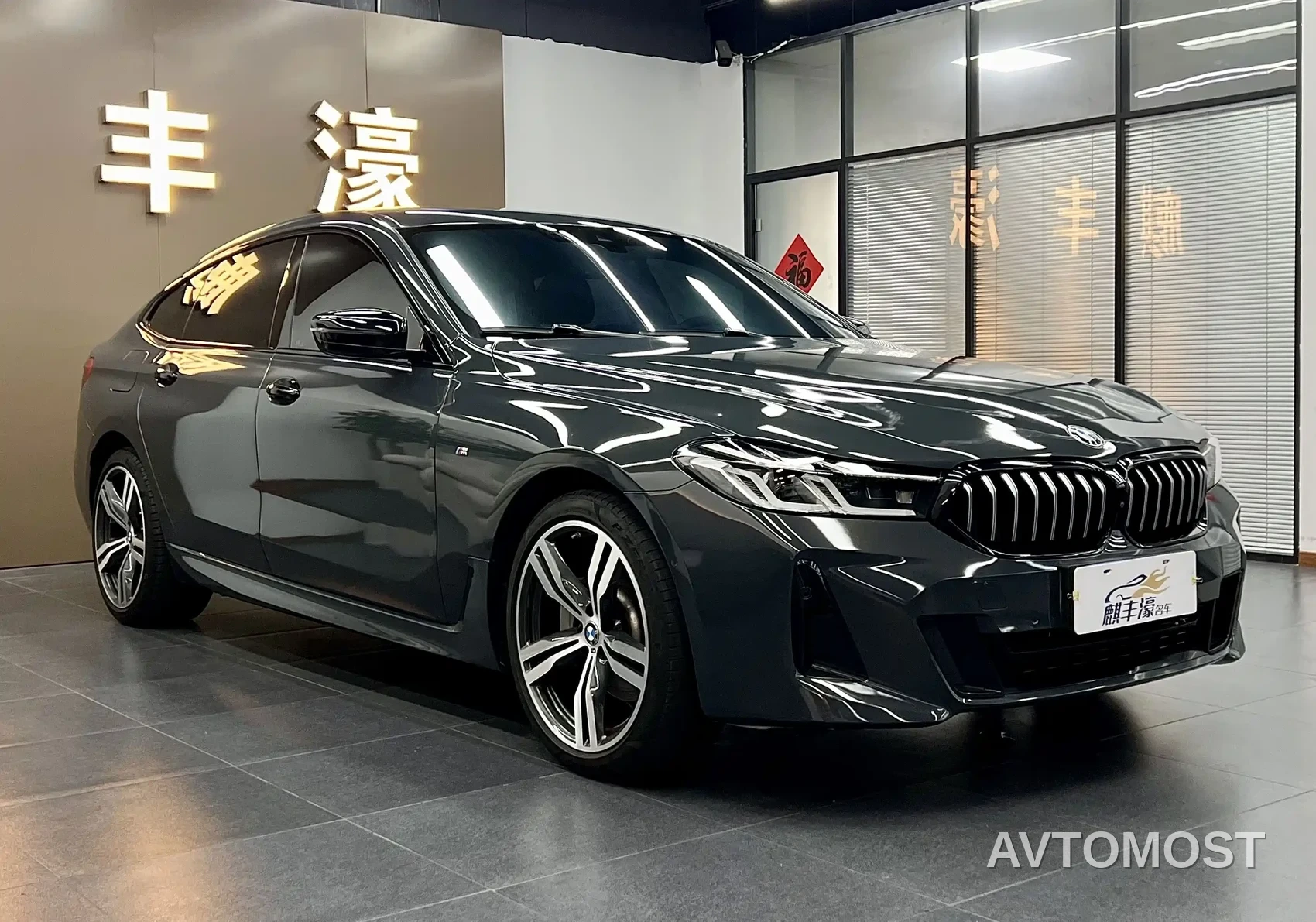 BMW 6 Series GT 2022 Model 630i M Sport Package — фото 3