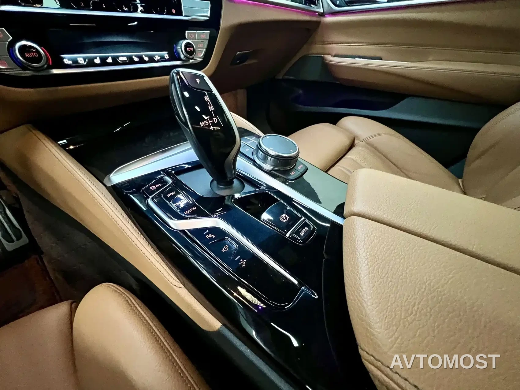 BMW 6 Series GT 2022 Model 630i M Sport Package — фото 9