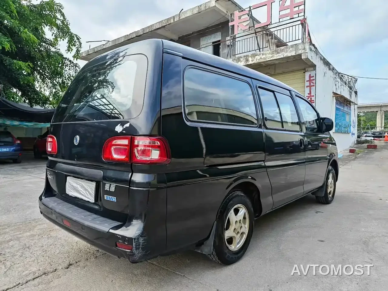 Dongfeng Fengxing Lingzhi New Energy 2020 Comfort 9-Seater — фото 2