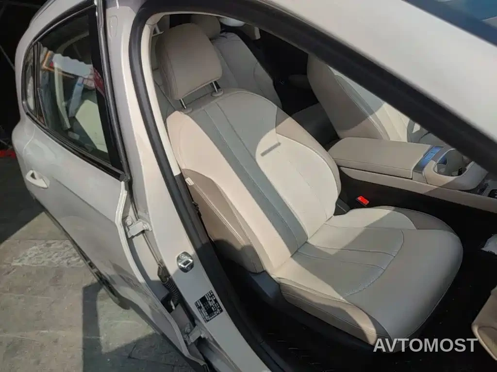 MG ES5 2025 525max RWD Smart Driving Edition — фото 21