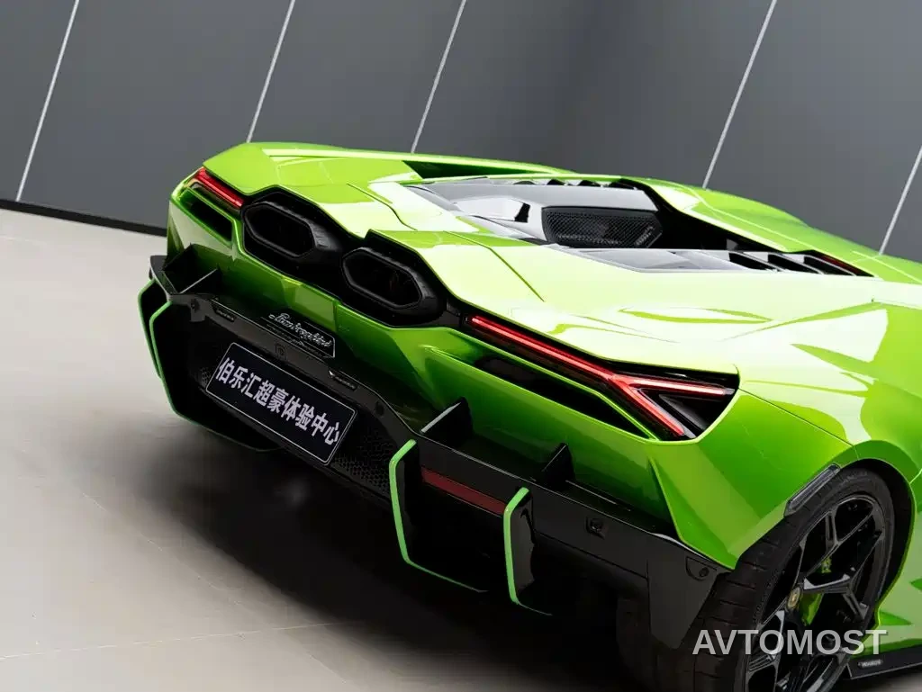 Lamborghini Revuelto 2023 6.5L PHEV Standard — фото 10