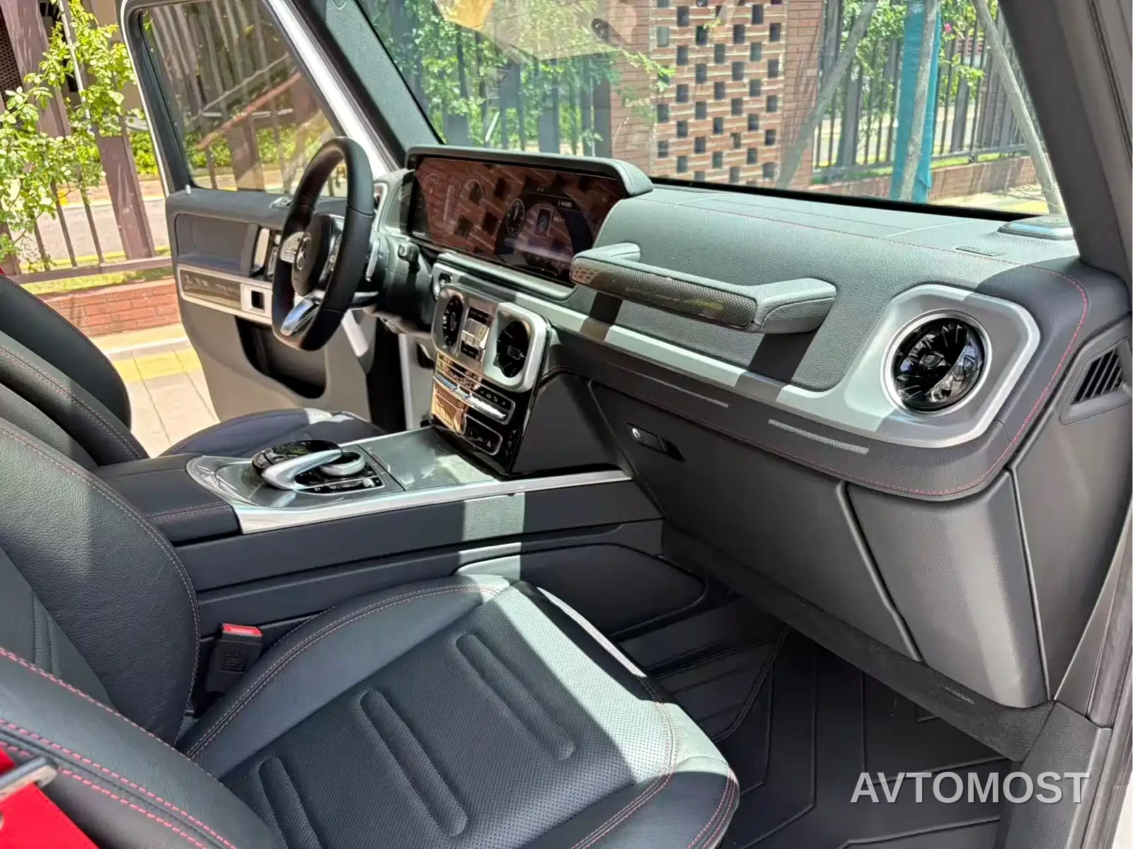 Mercedes-Benz G-Class 2022 G 500 — фото 14