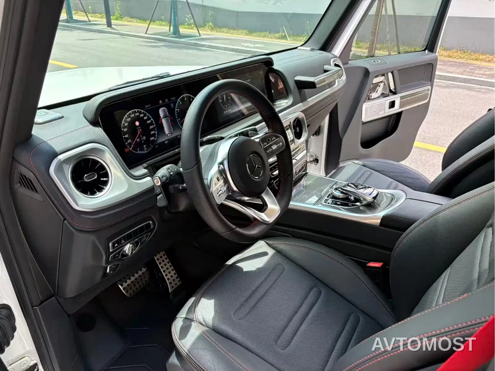 Mercedes-Benz G-Class 2022 G 500 — фото 16
