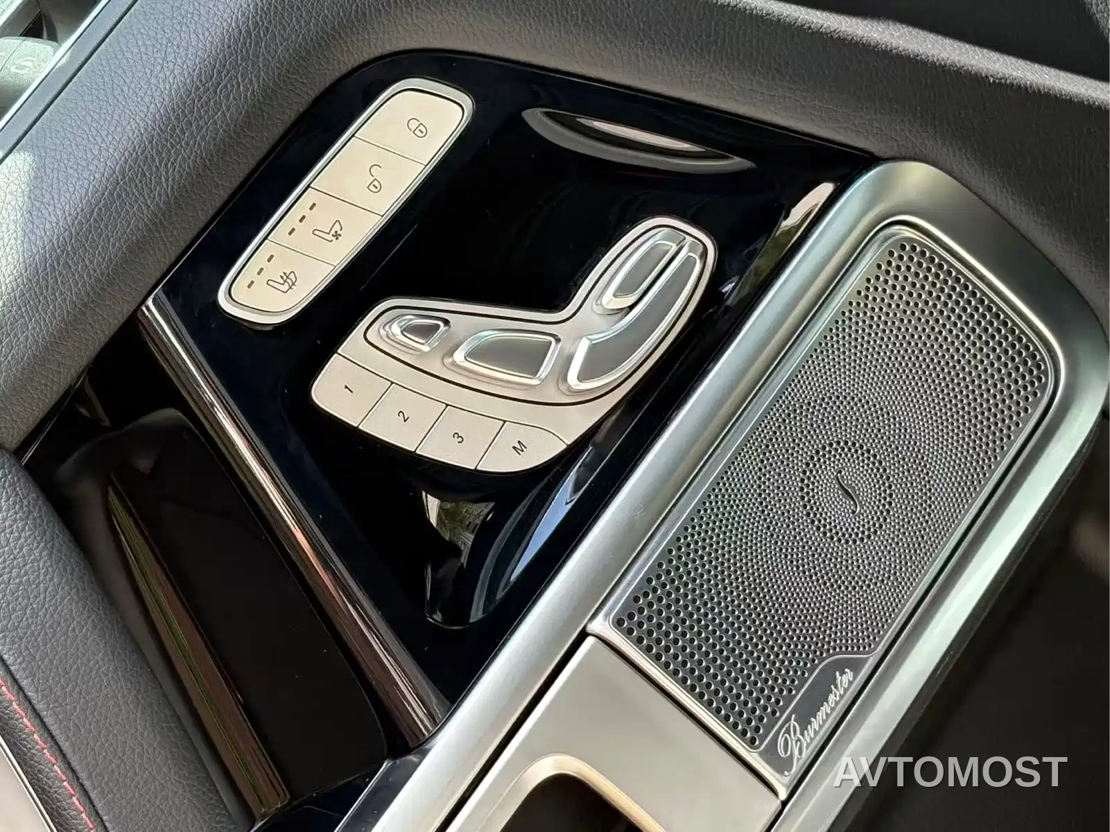 Mercedes-Benz G-Class 2022 G 500 — фото 17