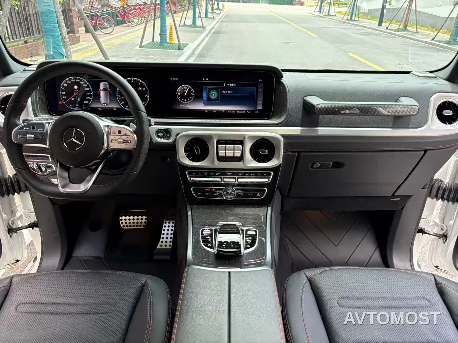 Mercedes-Benz G-Class 2022 G 500 — фото 18