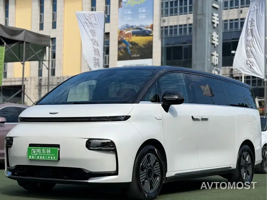 Geely Galaxy Yizhen L380 2024 140kWh 6-Seater AWD Ultra