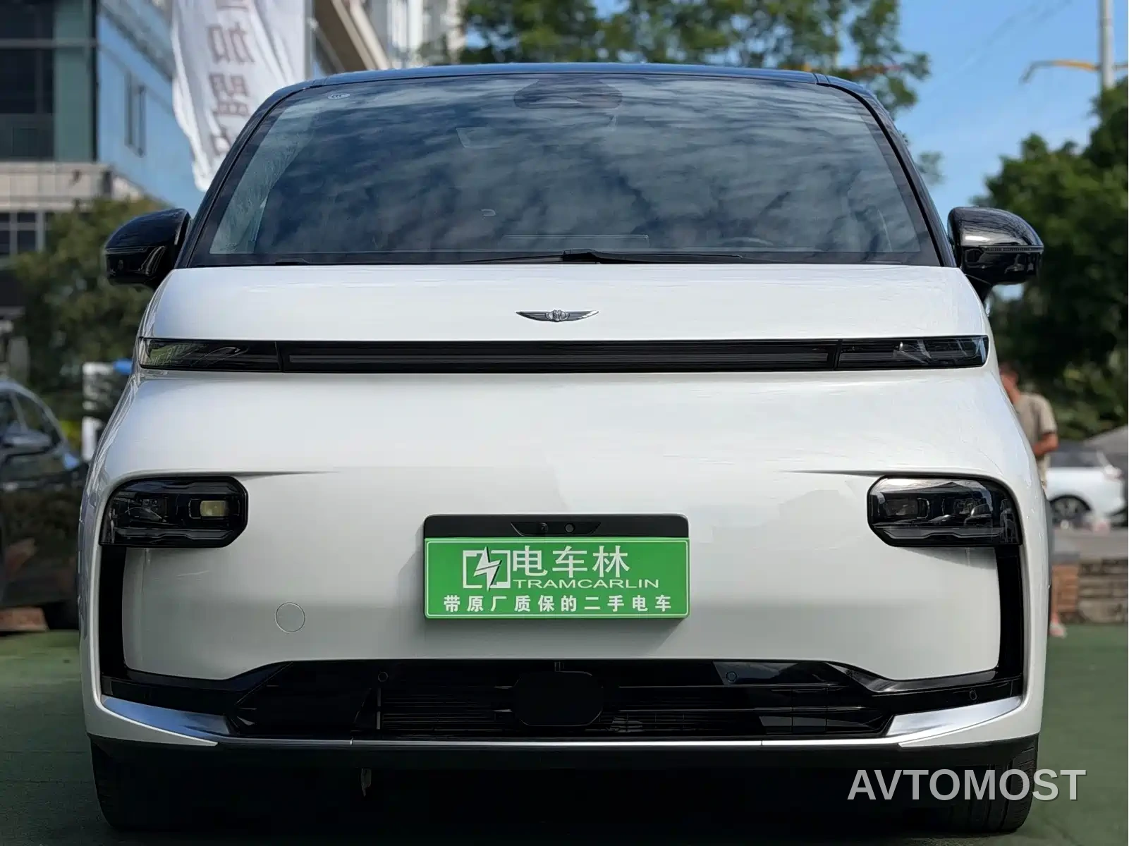 Geely Galaxy Yizhen L380 2024 140kWh 6-Seater AWD Ultra — фото 2