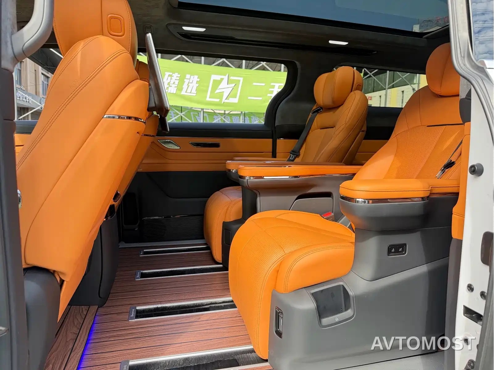 Geely Galaxy Yizhen L380 2024 140kWh 6-Seater AWD Ultra — фото 7