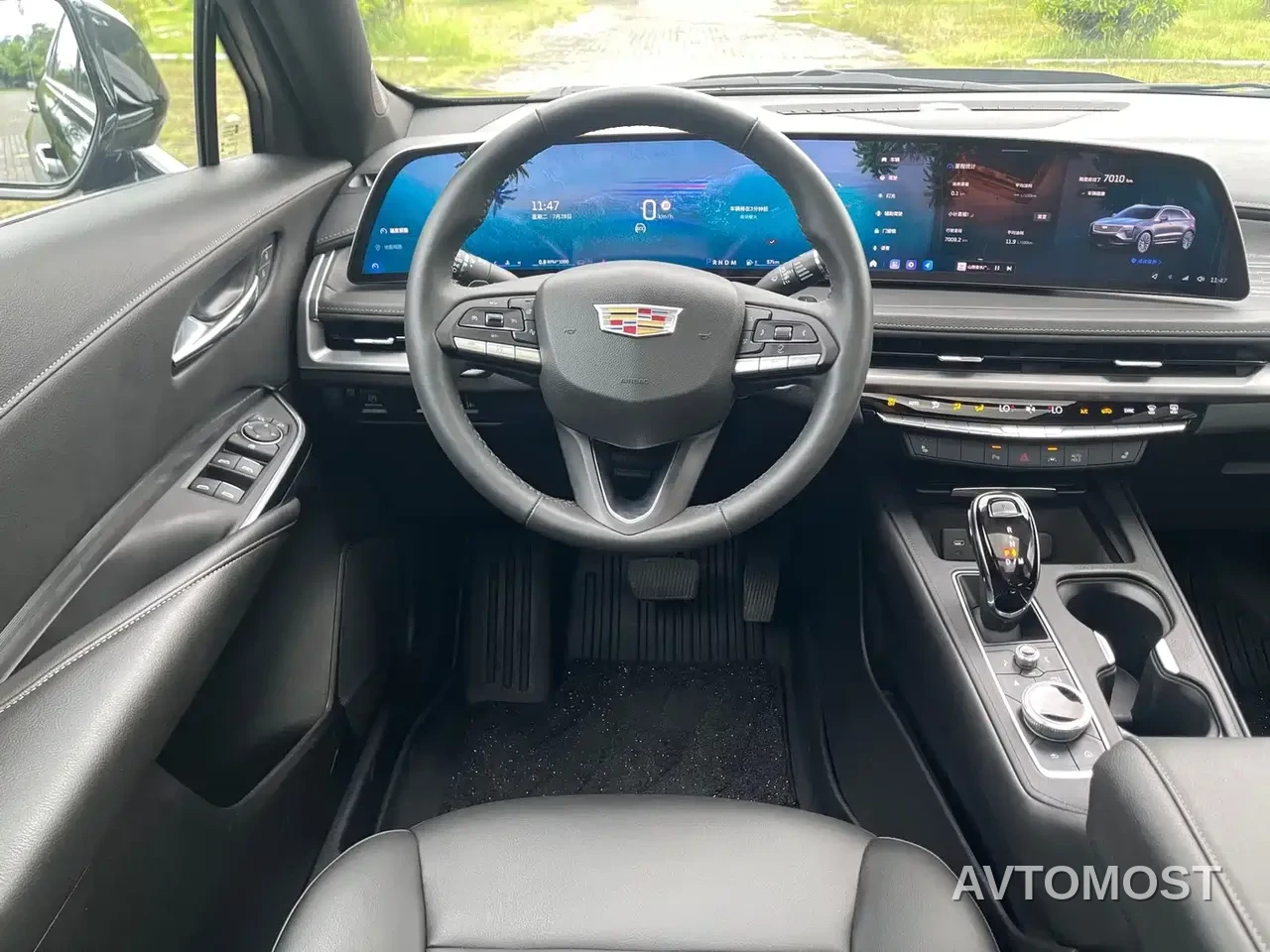 Cadillac XT4 2026 Model Luxury Type — фото 15
