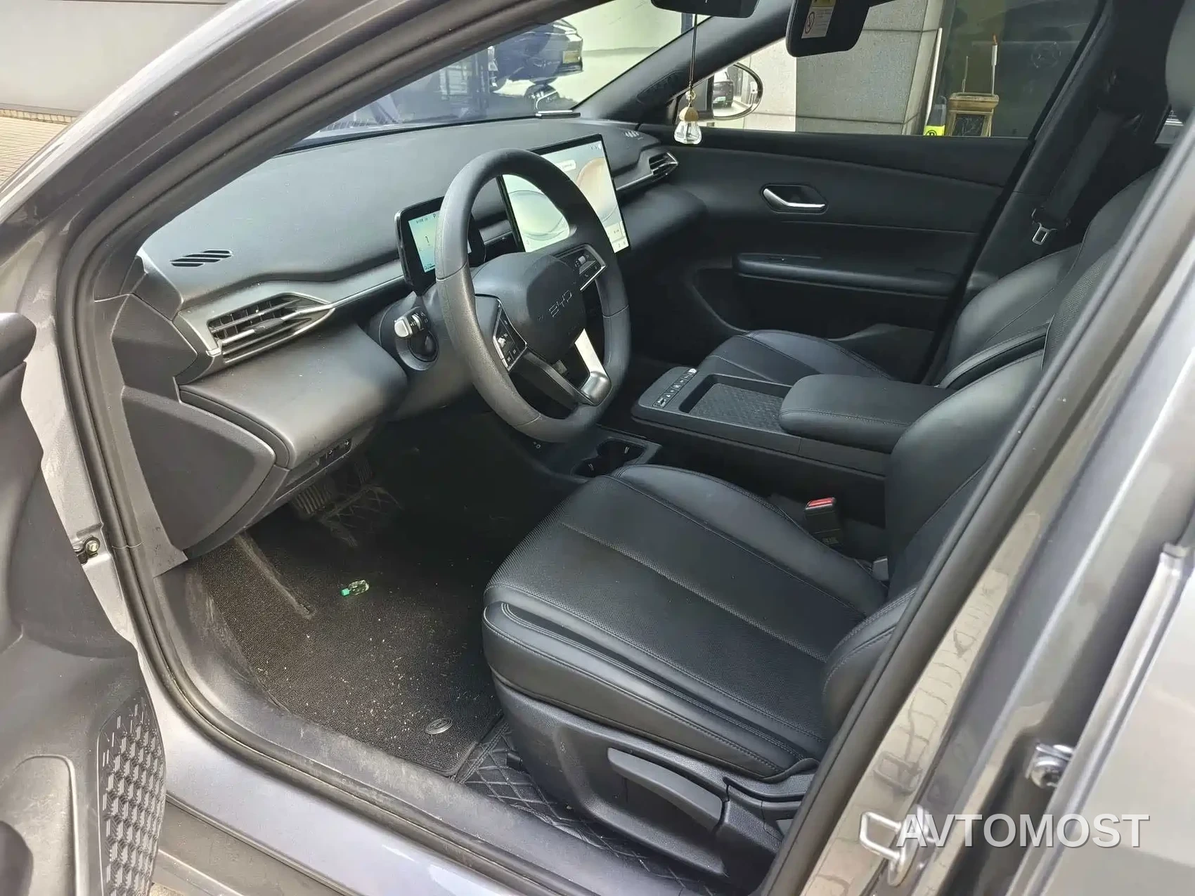 BYD e7 2025 Model 520 Smart Edition — фото 9