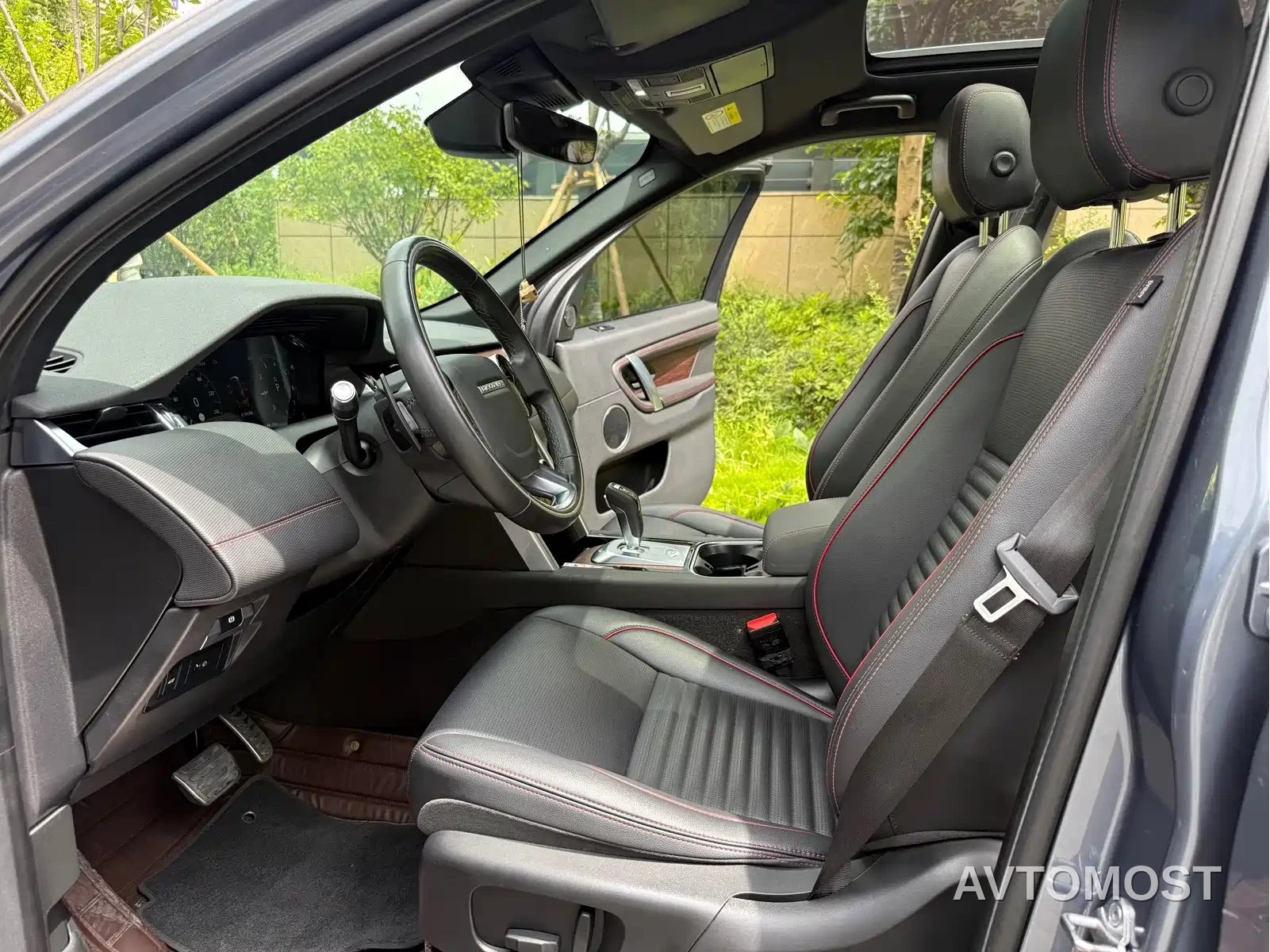 Land Rover Discovery Sport 2021 249PS R-Dynamic S Performance Edition — фото 15