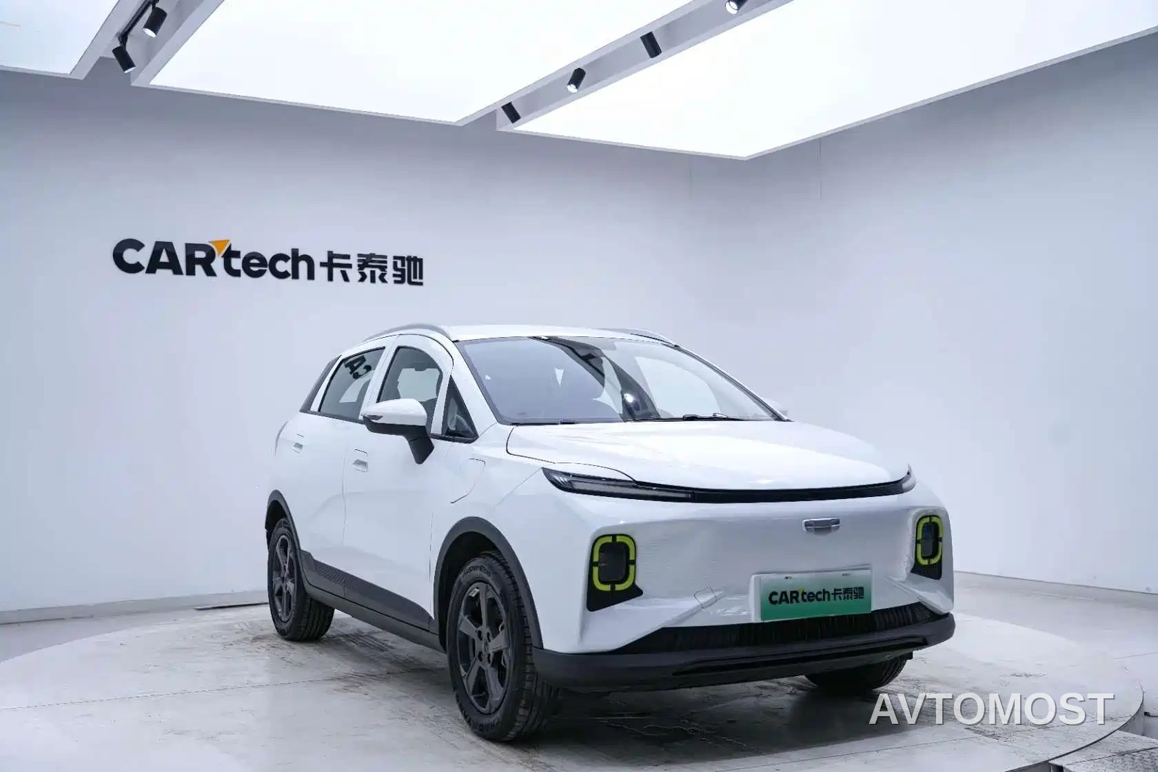 Geely Geometry E Firefly 2022 320KM Well-behaved Tiger 4-seater — фото 9