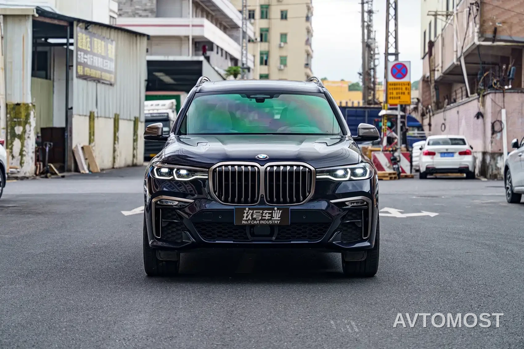 BMW X7 2022 xDrive M50i — фото 2
