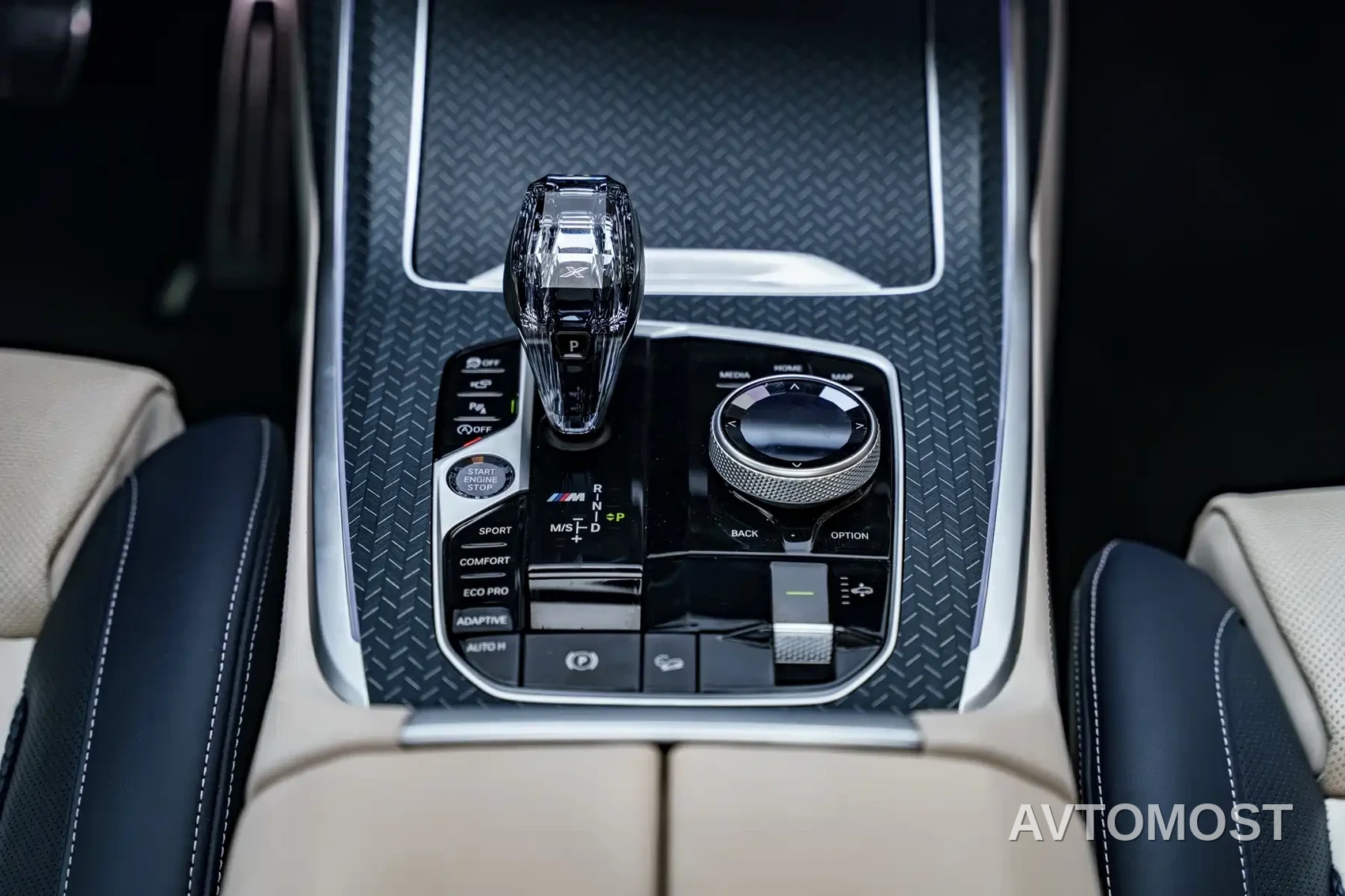 BMW X7 2022 xDrive M50i — фото 12