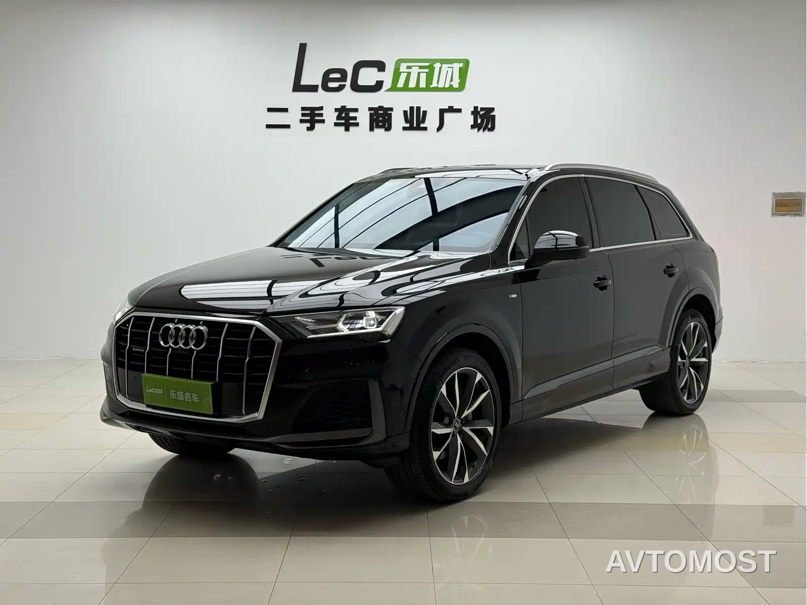 Audi Q7 2023 55 TFSI quattro S line Sport