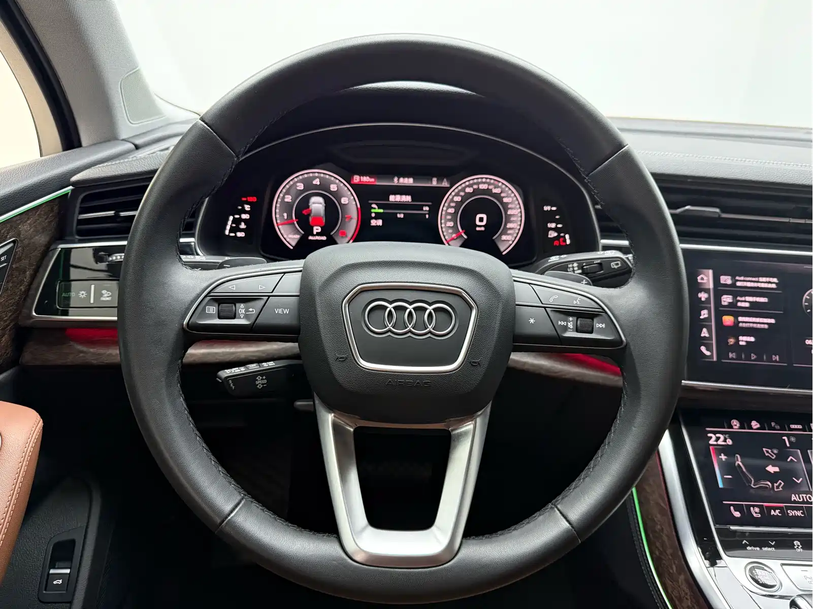 Audi Q7 2023 55 TFSI quattro S line Sport — фото 9