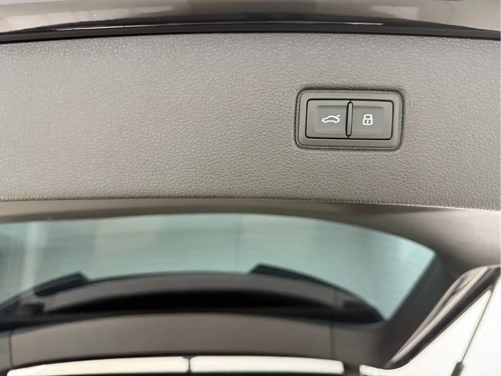 Audi Q7 2023 55 TFSI quattro S line Sport — фото 22