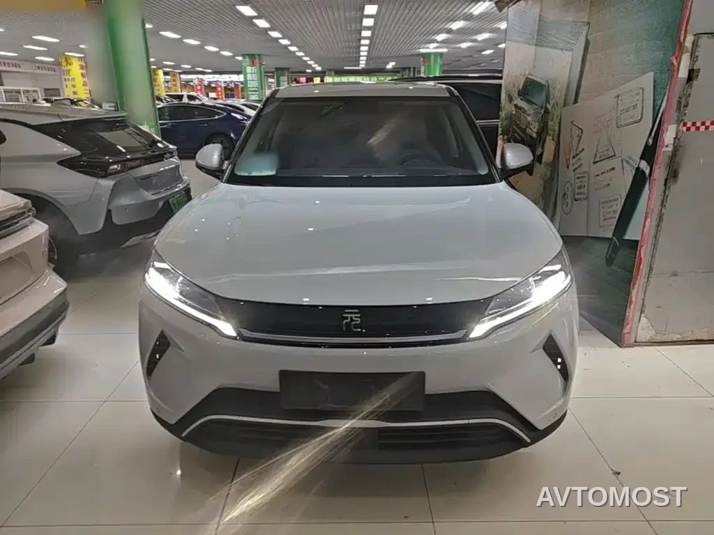 BYD Yuan UP 2025 Model 301KM Navigator — фото 3