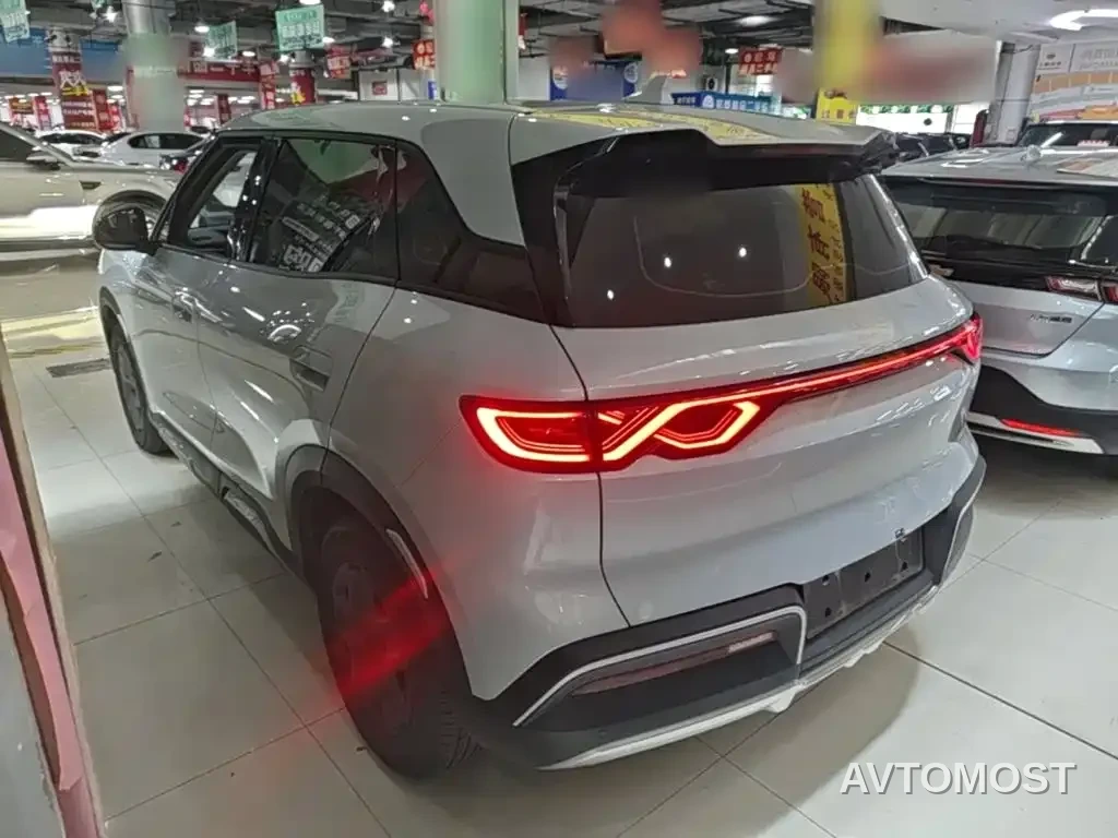BYD Yuan UP 2025 Model 301KM Navigator — фото 5
