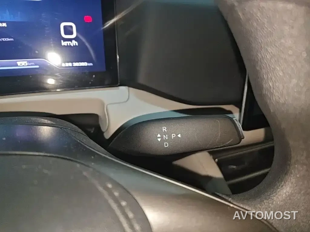 BYD Yuan UP 2025 Model 301KM Navigator — фото 14