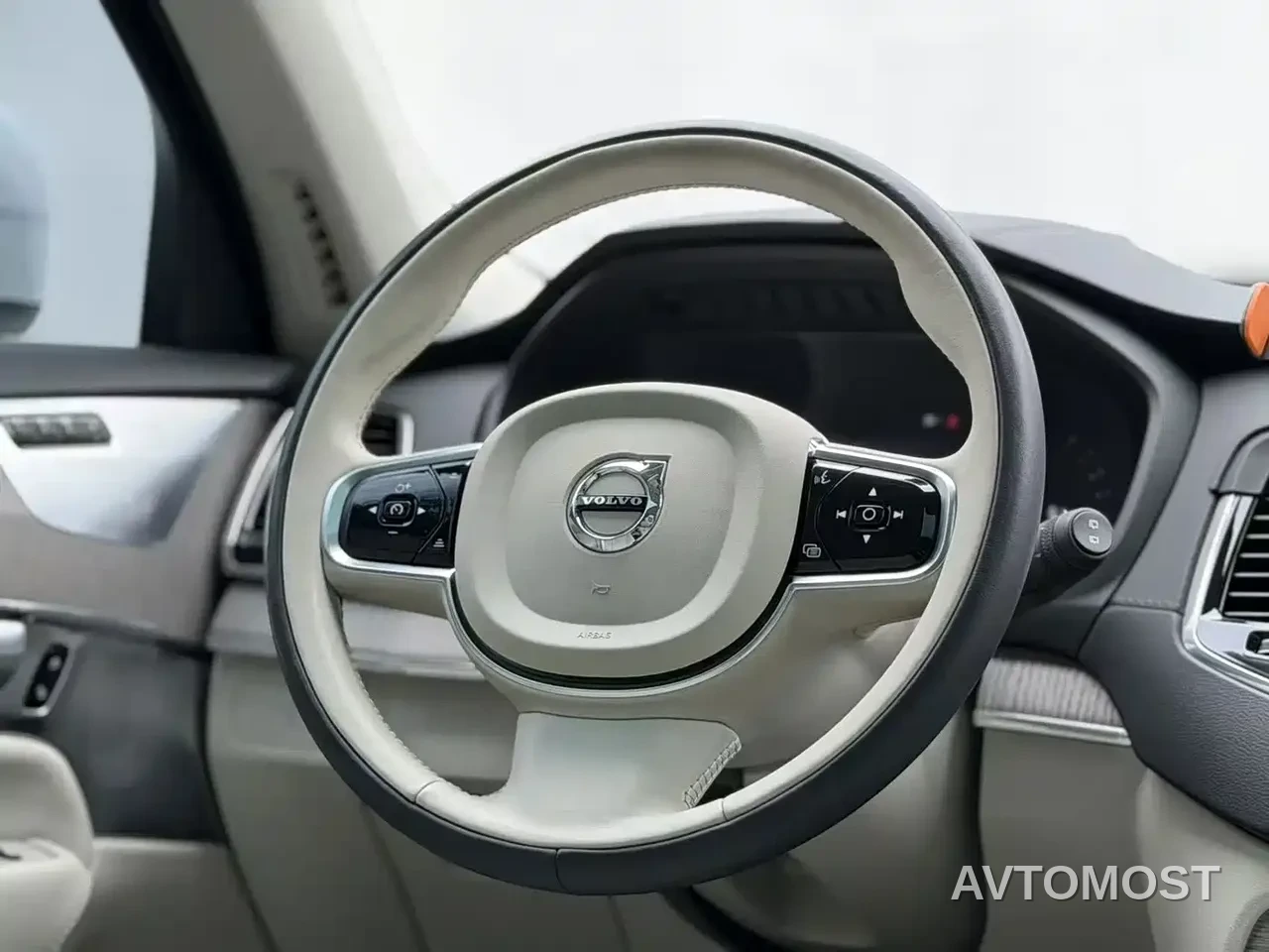 Volvo XC90 2023 B6 Smart Elegance Luxury Edition 7-Seater — фото 9