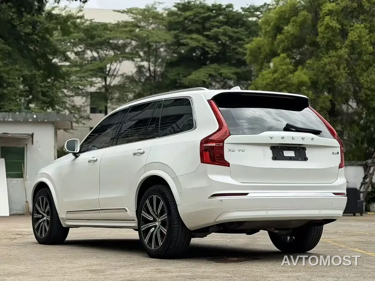 Volvo XC90 2023 B6 Smart Elegance Luxury Edition 7-Seater — фото 11