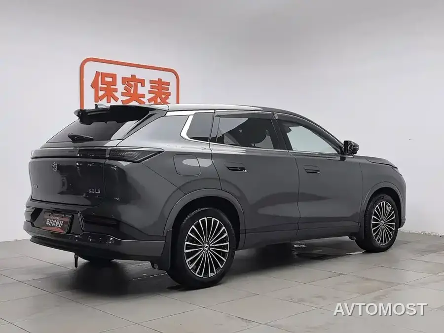 Dongfeng Aeolus L8 2025 Plug-in Hybrid