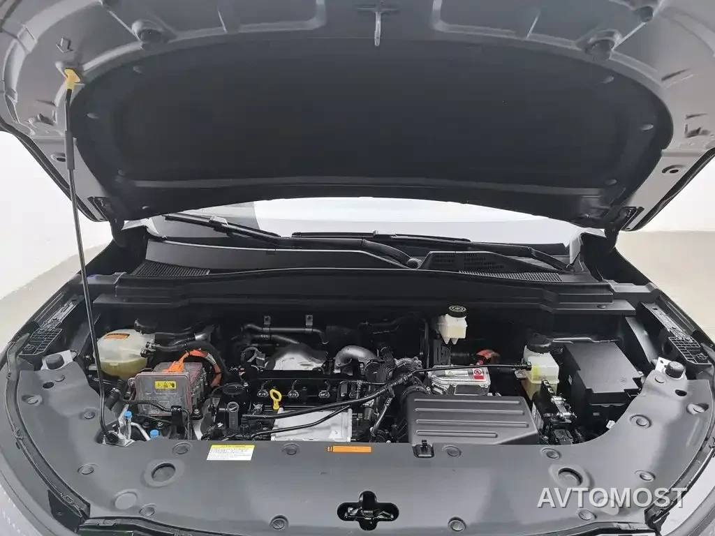 Dongfeng Aeolus L8 2025 Plug-in Hybrid — фото 5