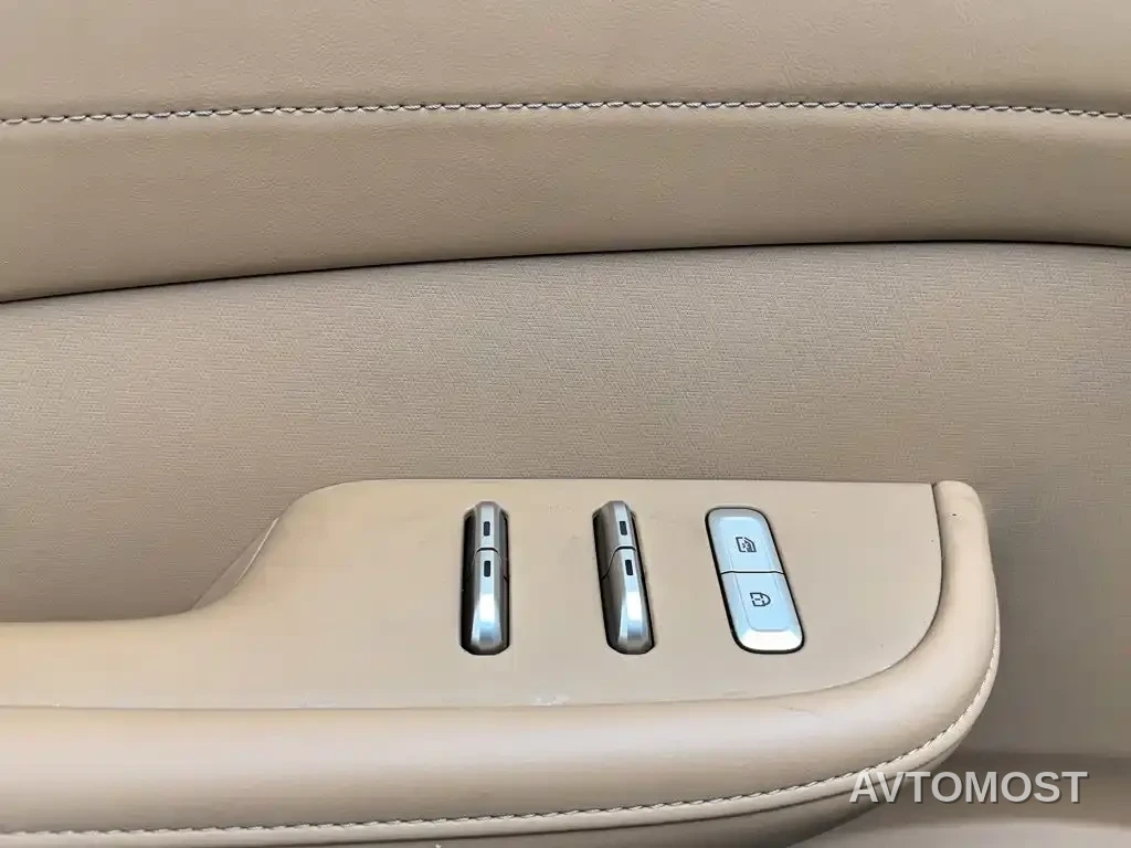 Dongfeng Aeolus L8 2025 Plug-in Hybrid — фото 8
