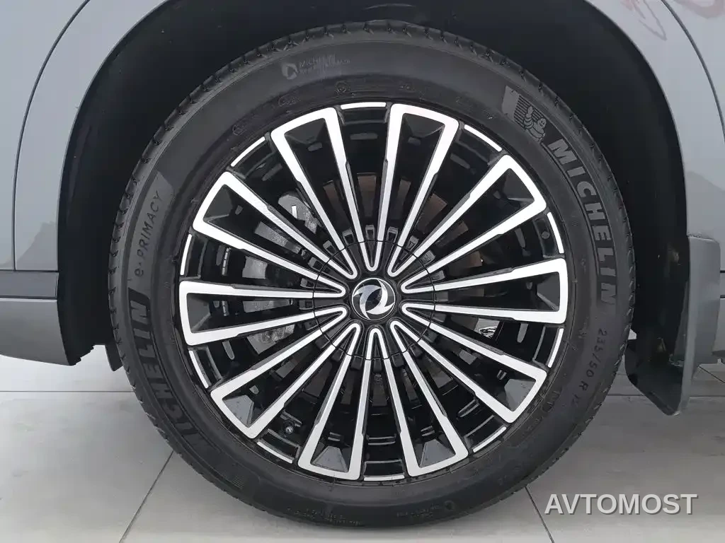 Dongfeng Aeolus L8 2025 Plug-in Hybrid — фото 16