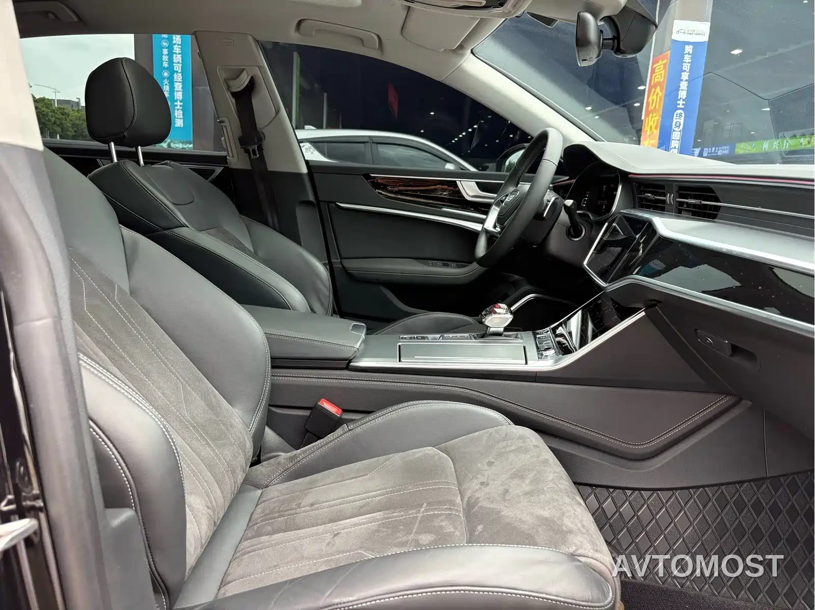 Audi A7L 2024 45 TFSI Luxury — фото 12