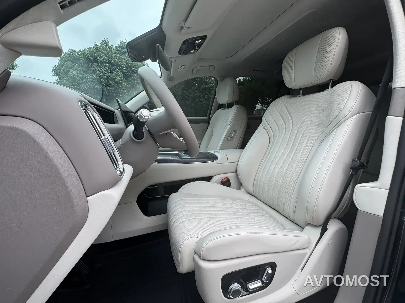 Geely Galaxy M9 2025 Model 230km 2WD Explorer+ Edition — фото 4