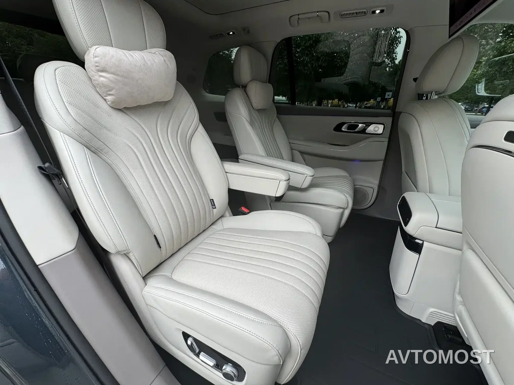 Geely Galaxy M9 2025 Model 230km 2WD Explorer+ Edition — фото 9