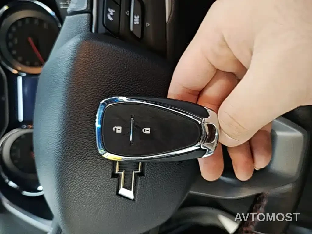 Chevrolet Volando 2020 Mild Hybrid Redline 530T Automatic Premium Edition (5+2 seater) — фото 9