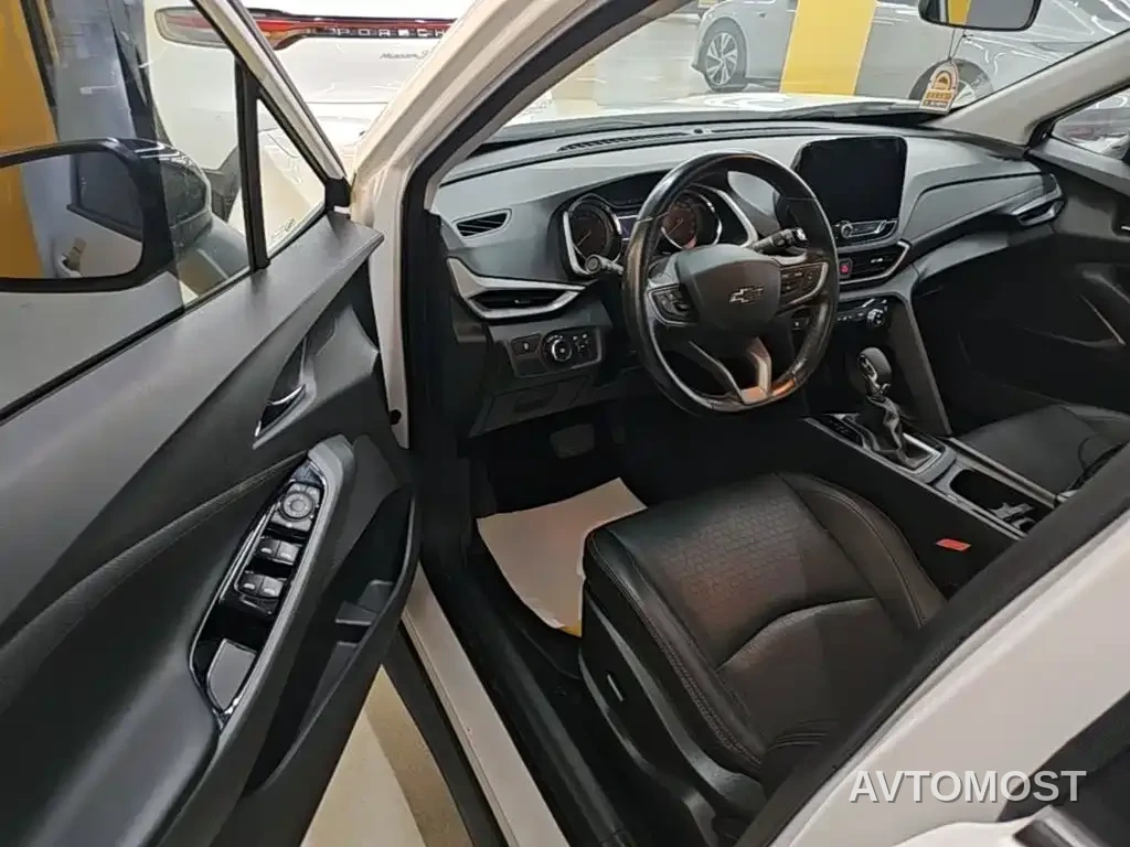 Chevrolet Volando 2020 Mild Hybrid Redline 530T Automatic Premium Edition (5+2 seater) — фото 16