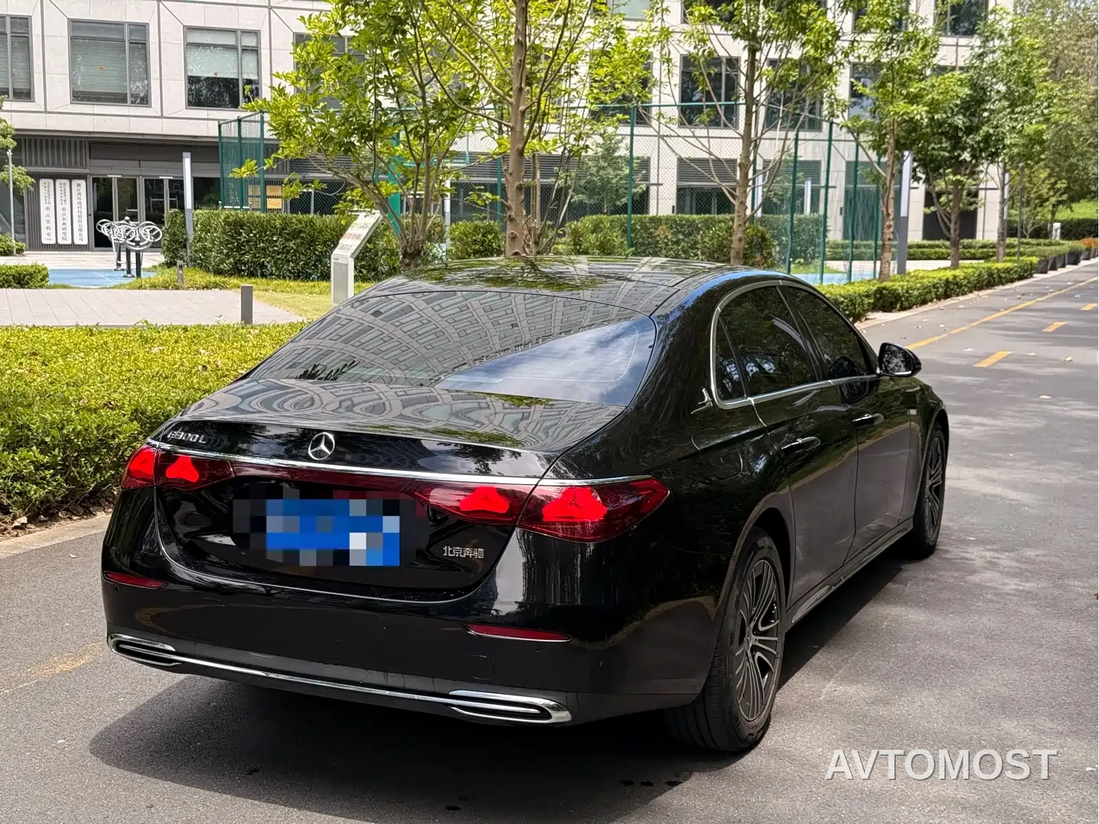 Mercedes-Benz E-Class 2024 Facelift E 260 L — фото 5