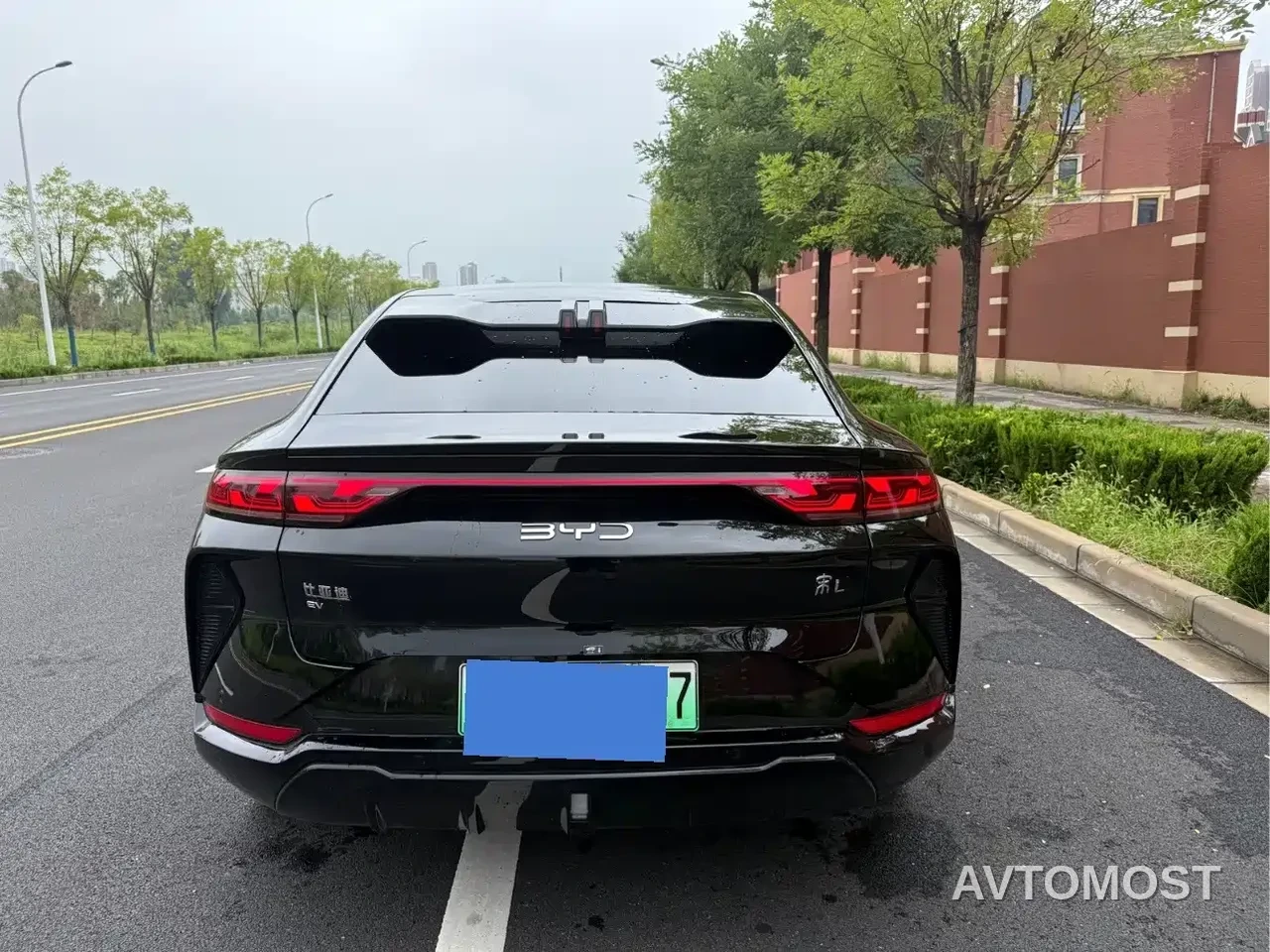 BYD Song L EV 2024 550km Excellence Type — фото 13