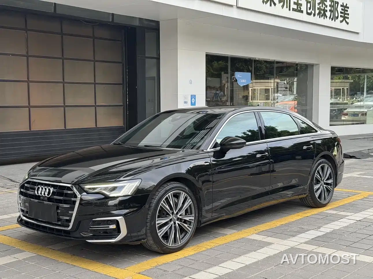 Audi A6L 2021 55 TFSI quattro Premium Dynamic — фото 2