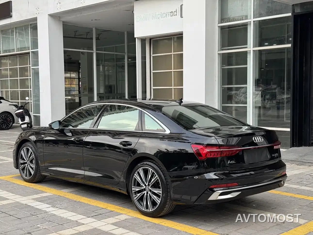 Audi A6L 2021 55 TFSI quattro Premium Dynamic — фото 4