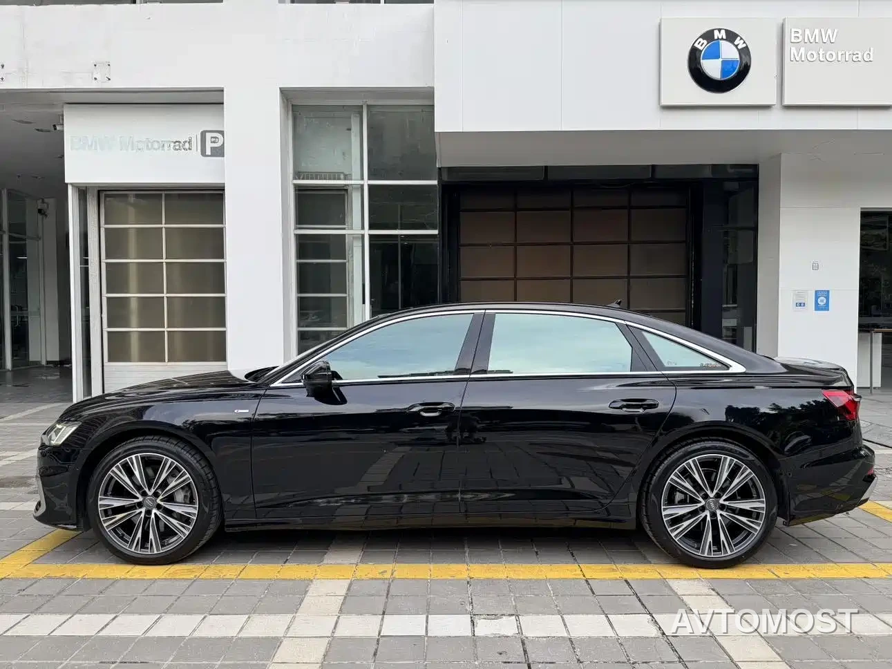 Audi A6L 2021 55 TFSI quattro Premium Dynamic — фото 5