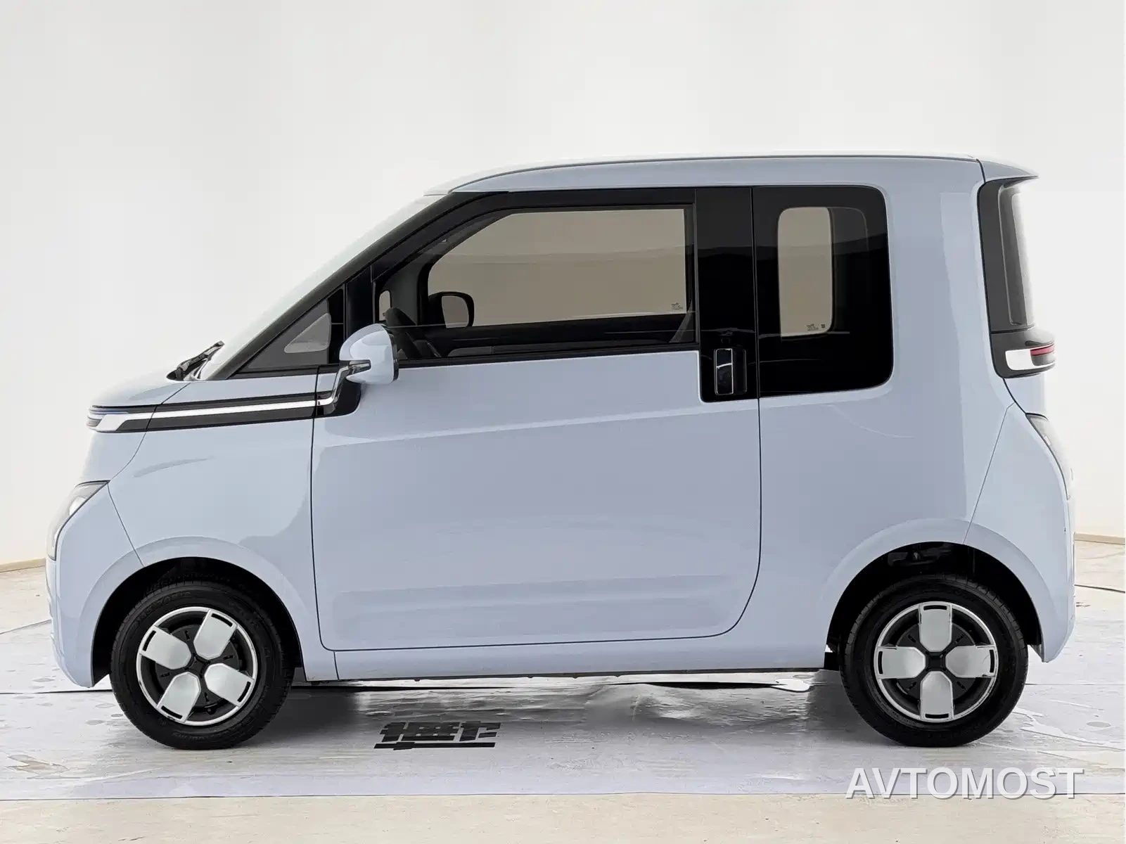 Wuling Air ev 2023 4-Seat Advanced Edition — фото 3